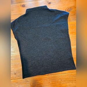 BANANA REPUBLIC WOMEN'S BLACK KNIT SLEEVELESS HIGH NECK PULLOVER TOP SIZE MEDIUM